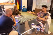 Lara Meneses mostra o seu interese polo proxecto musical do artista emerxente galego ‘G Face’