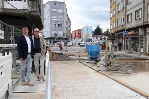Imaxe da nova:A Xunta reabre o tráfico peonil na ponte da rúa Sol de Carballo e fará o mesmo co rodado antes de que remate este mes