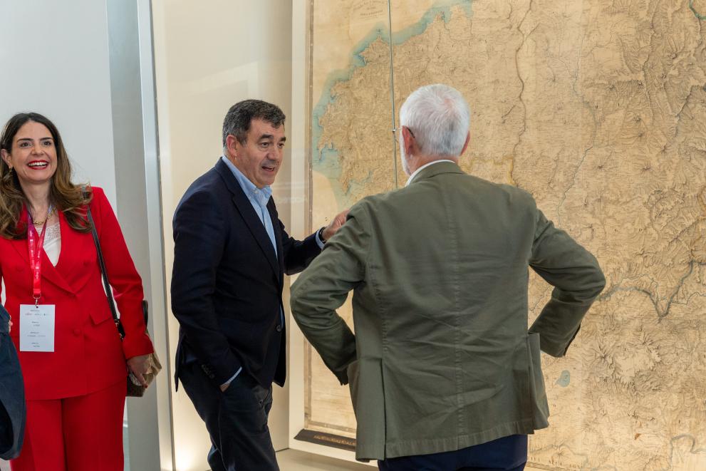 Imaxe 3 de 3 asociada á nova