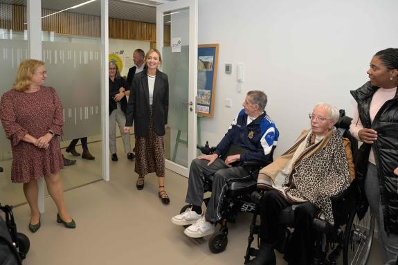 Imaxe da nova:Fabiola García aplaude o empeño de doentes, familiares e coidadores para que a lei ELA sexa hoxe unha realidade