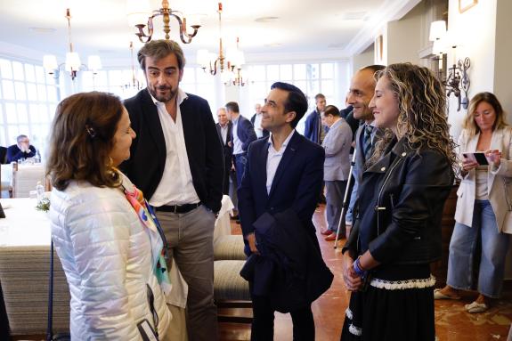 Imagen de la noticia:La Xunta apuesta por la modernización de las infraestructuras ferroviarias en Ferrol con mejoras en la línea con A Coruña y ...