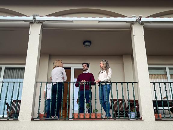 Imaxe da nova:Martina Aneiros lembra que o prazo para solicitar as axudas á rehabilitación para os ARI dos Camiños de Santiago remata o próximo 2...