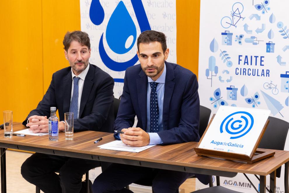 Imaxe 1 de 2 asociada á nova