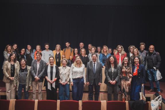 Imaxe da nova:A Xunta traslada a outras comunidades o impacto dos centros Quérote+ nun encontro con representantes de igualdade e educación