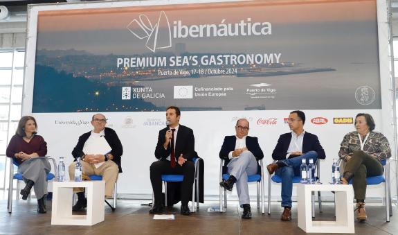 Imaxe da nova:Alfonso Villares pon en valor  o papel do sector pesqueiro como provedor de alimentos de calidade no VII Congreso de Ibernáutica