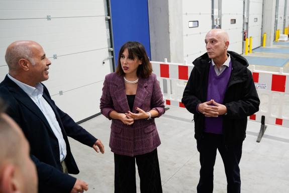 Imagen de la noticia:Lorenzana pon a política enerxética e de acceso ao solo industrial como eixes dos orzamentos da Consellería de Economía e In...