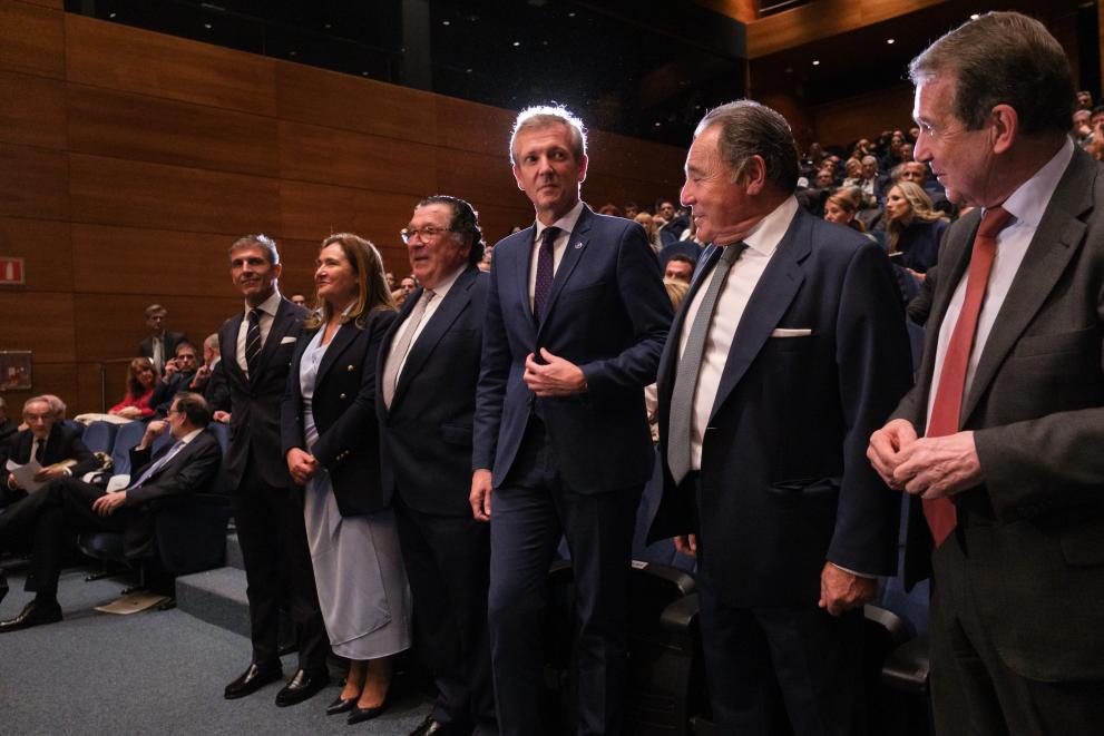 Imaxe 6 de 7 asociada á nova