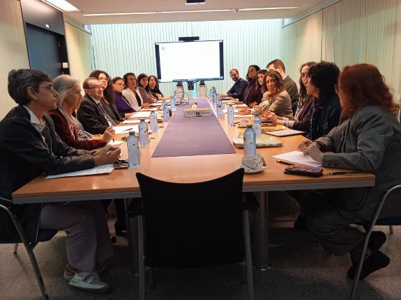 Imagen de la noticia:La Xunta avanza en la Unidad de Mujer y Ciencia el compromiso de seguir impulsando la presencia femenina y perspectiva de gé...