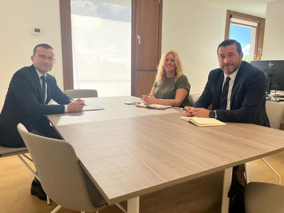 Imagen de la noticia:Xunta e Solo Empresarial do Atlántico abordan vías de colaboración para fomentar o asentamento de novas empresas en Galicia