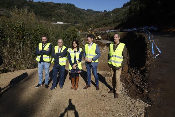 Imagen de la noticia:A Xunta inviste 2,3M€ no acondicionamento da estrada LU-710 ao seu paso polo concello de Baralla