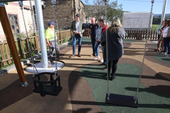 Imaxe da nova:A Xunta achega ao concello de Trabada 300.000 euros para mellorar infraestruturas públicas municipais