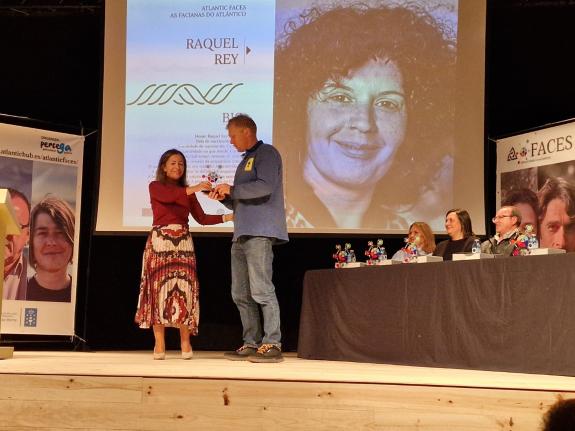 Imagen de la noticia:La Consellería do Mar y percebeiros de Galicia ponen en valor los oficios marineros, el aprovechamiento sostenible de los re...