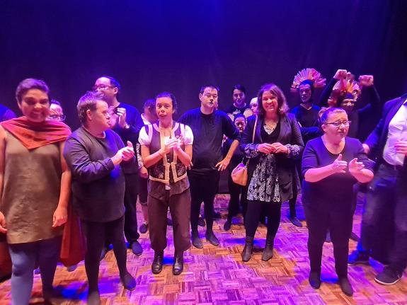 Imaxe da nova:A Xunta aplaude o traballo do grupo teatral Méndez Núñez conformado por persoas con discapacidade intelectual