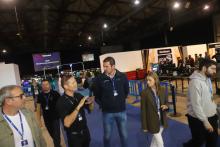 López Campos avoga por unha maior presenza do galego na tecnoloxía de lecer que manexa a mocidade