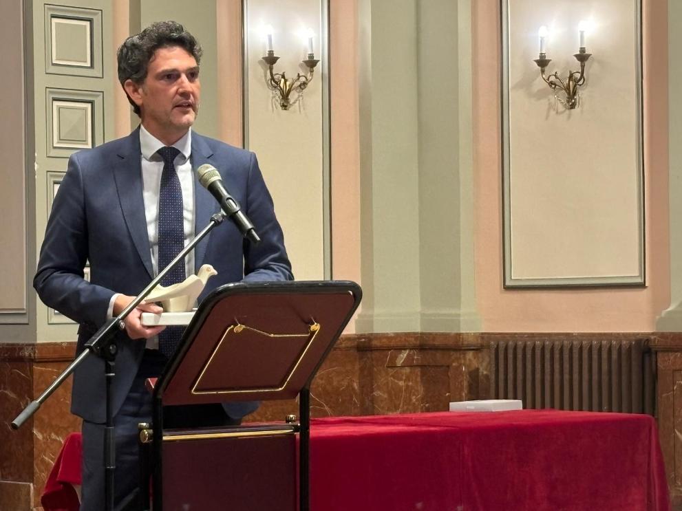 Imaxe 4 de 6 asociada á nova