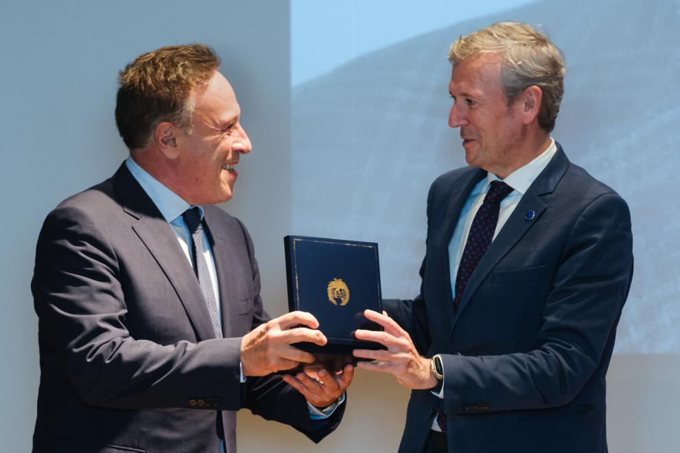 Imaxe 2 de 5 asociada á nova