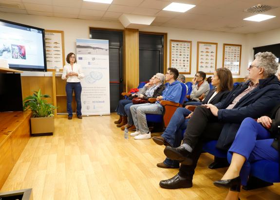 Imaxe da nova:A Consellería do Mar financia o proxecto Ostreares  co obxectivo de restaurar os bancos naturais de ostra na enseada de San Simón