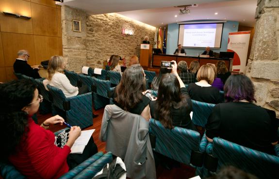 Imaxe da nova:A Xunta destaca que as medidas implantadas en Galicia en materia de conciliación son un referente na atención e coidados dos nenos ...