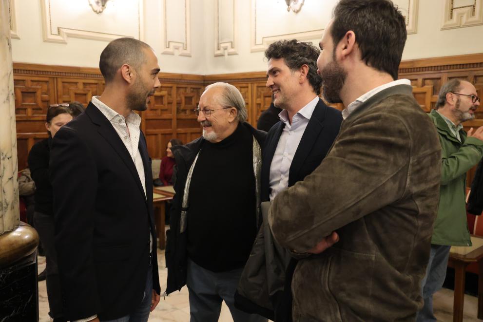 Imaxe 2 de 2 asociada á nova