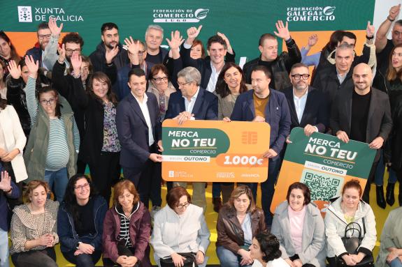 Imaxe da nova:Javier Arias participa na entrega de premios da edición de outono da campaña ‘Merca no teu comercio’