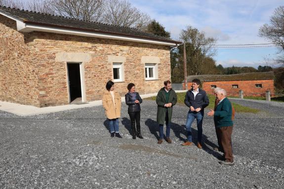 Imaxe da nova:A Xunta financia con 17.000 euros melloras na sede da asociación veciñal de San Pedro de Seixas, en Cospeito