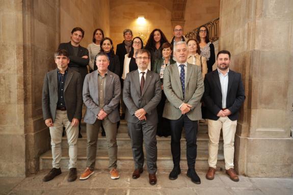 Imagen de la noticia:La Xunta pone en común sus acciones sobre el gallego con las demás comunidades con idiomas oficiales