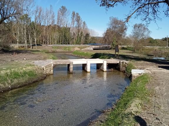 Imagen de la noticia:La Xunta finaliza en Valga las obras para reducir el riesgo de inundación entre la carretera PO-548 y la línea del ferrocarr...