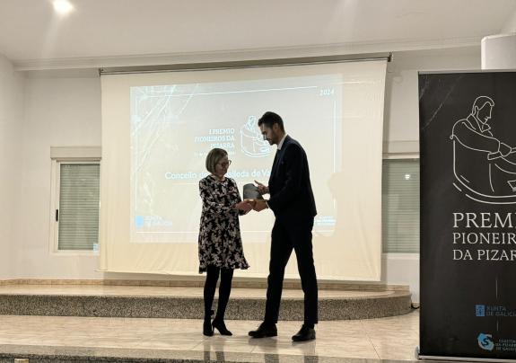 Imagen de la noticia:La Xunta apuesta por la generación de riqueza a través de explotaciones mineras sostenibles como las canteras de pizarra