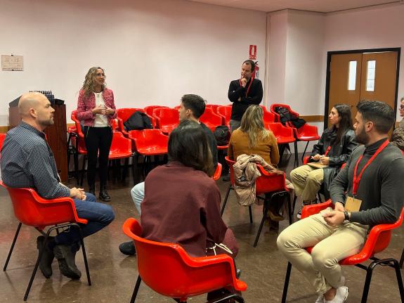 Imaxe da nova:A delegada da Xunta en Ferrol participa na apertura da xornada de intercambio de experiencias empresariais ‘Fene Conecta’ de AJE Fe...