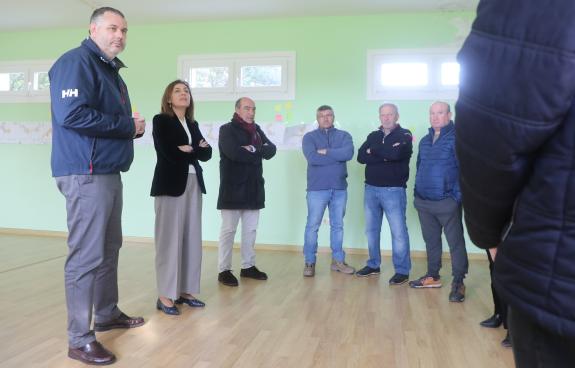 Imaxe da nova:Ángeles Vázquez anima aos concellos a seguir exemplos como o de Ordes e apostar polas axudas para a corrección de impactos paisaxís...