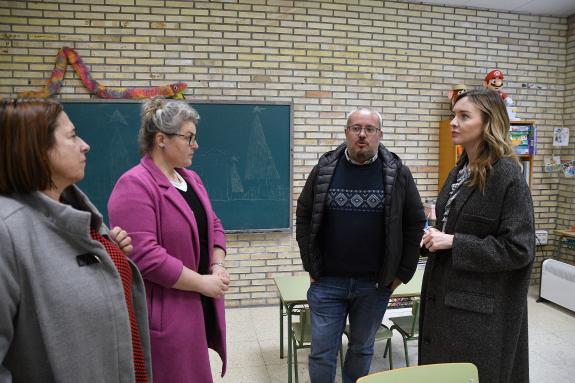 Imagen de la noticia:La Xunta concede 150.000 euros al Ayuntamiento de Ribadavia para la creación de un nuevo punto de atención a la infancia que...