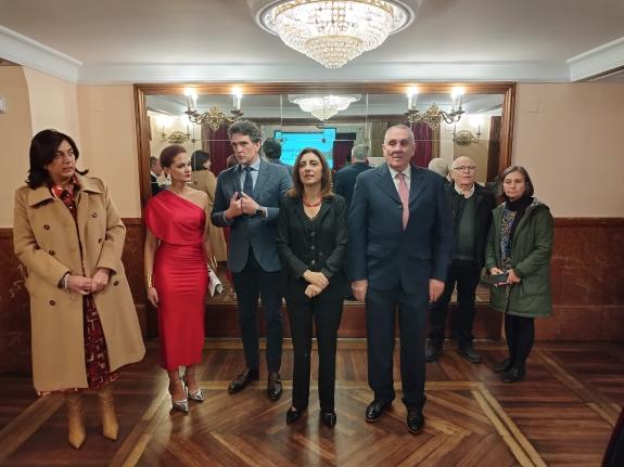 Imaxe da nova:Ángeles Vázquez avoga por implicar ás organizacións veciñais galegas no impulso de pulmóns verdes nas contornas urbanas e do ‘fermo...