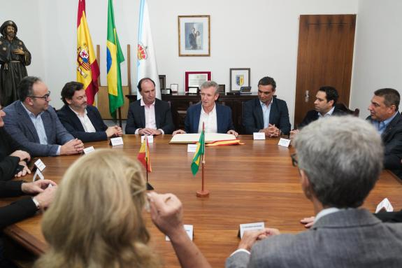 Imaxe da nova:Rueda visita a Casa de Espanha de Río de Xaneiro para reencontrarse coa colectividade galega emigrada