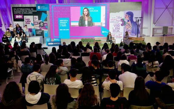 Imaxe da nova:A Xunta destaca a importancia de escoitar a voz das vítimas de violencia de xénero para sensibilizar á mocidade e que “abra os ollo...