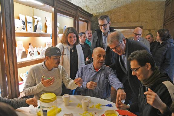 Imaxe da nova:A Xunta pon en valor o tradicional mercado de Nadal de Aspanas que visibiliza o traballo das persoas con discapacidade intelectual