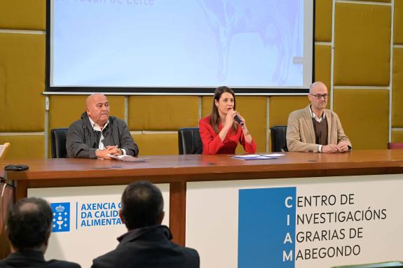 Imaxe da nova:María José Gómez salienta a importante evolución do sector lácteo galego ata converterse nunha potencia nacional