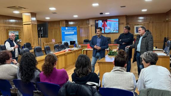 Imaxe da nova:A Xunta potencia a formación en beneficio do sector comercial da comarca da Limia
