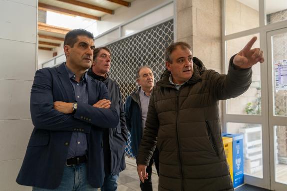 Imaxe da nova:A Xunta colabora co concello de Xinzo de Limia no impulso da praza de abastos e na súa certificación como mercado excelente