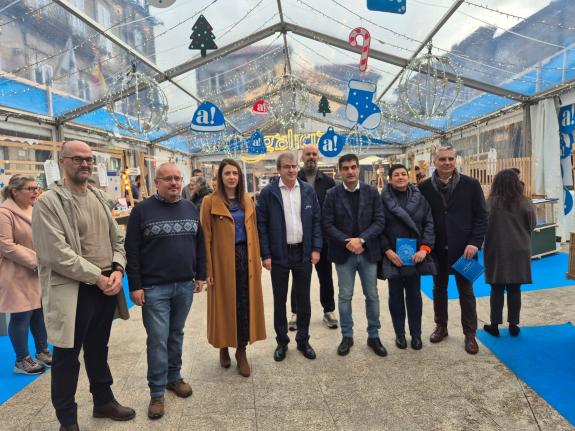 Imagen de la noticia:La Xunta destaca la iniciativa 'Artesanía, saber e sabor' de Ribadavia como ejemplo de dinamización del rural y del comercio...