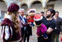 A Xunta pon en marcha no Nadal unha xira dos Bolechas para difundir entre a cativada os ‘Cantares de Reis’ 