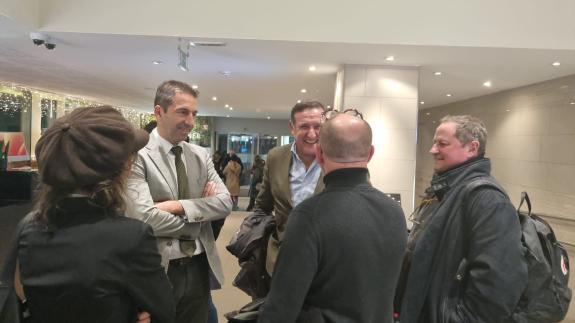 Imagen de la noticia:Villares apela a la responsabilidad del Gobierno para replantear la propuesta del ICES  que recorta las capturas de especies...