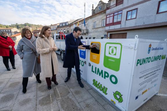 Imaxe da nova:A Xunta ofrecerá axudas de ata 120.000 € a concellos e agrupacións locais para a instalación de puntos limpos móbiles destinados á ...