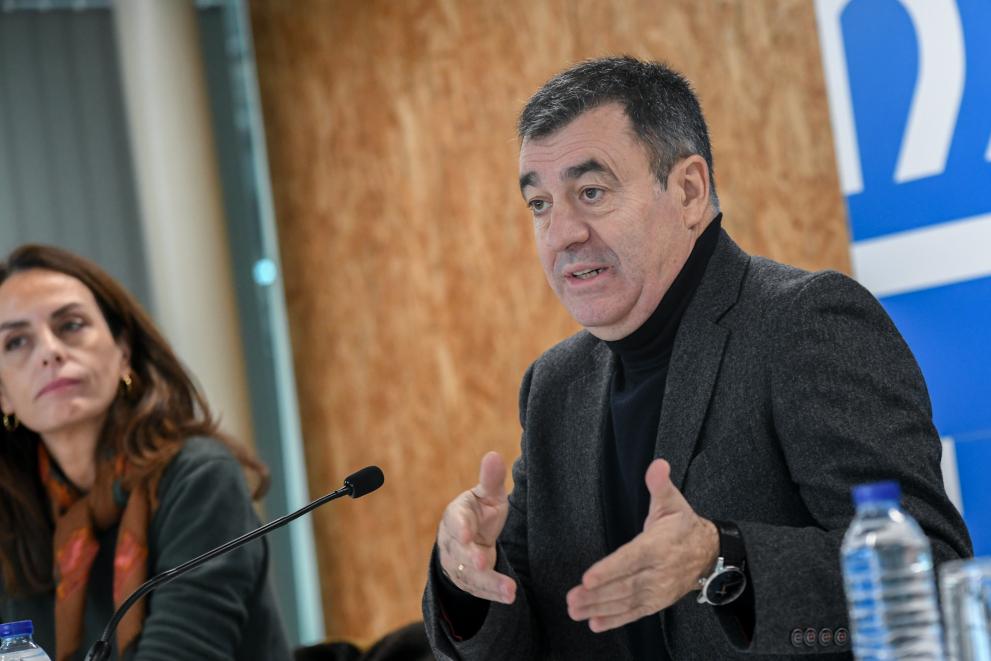 Imaxe 2 de 5 asociada á nova