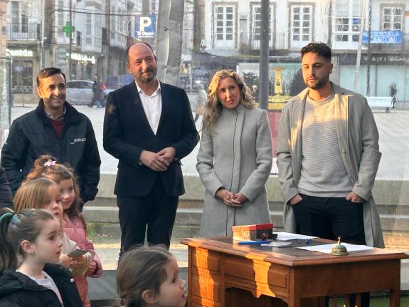 Imagen de la noticia:La Xunta trae a Ferrol estas fiestas el espacio `Nadalia´ que acoge desde hoy la Fábrica de Papá Noel