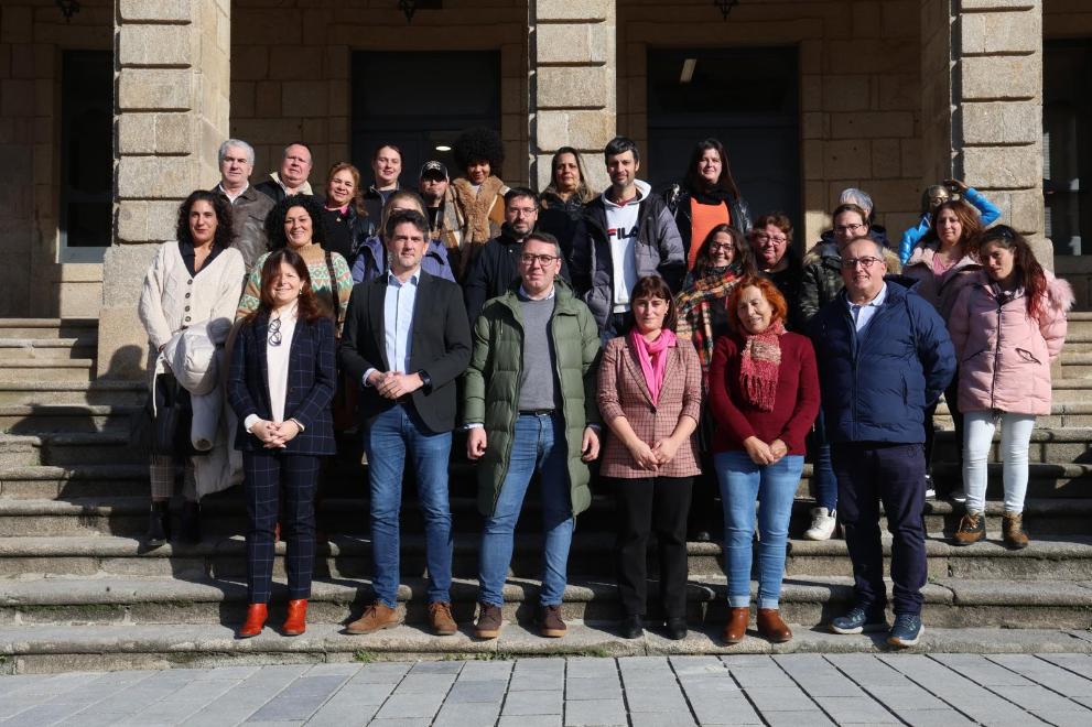 Imaxe 3 de 3 asociada á nova