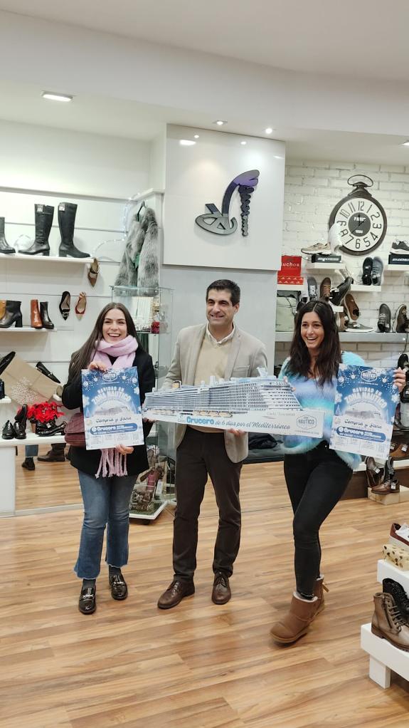 Imagen de la noticia:La Xunta destaca la campaña 'Nadal en Zona Náutico' para dinamizar las ventas del comercio vigués