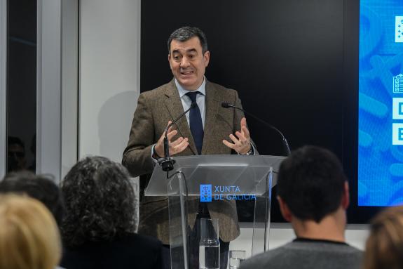 Imagen de la noticia:El refuerzo de las matemáticas y la lectura incluirá metodologías innovadoras, el blindaje de la hora de leer, oratoria y me...