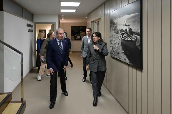 Imagen de la noticia:Lorenzana subraya que las empresas son un aliado para el desarrollo económico y aboga por la colaboración público-privada co...