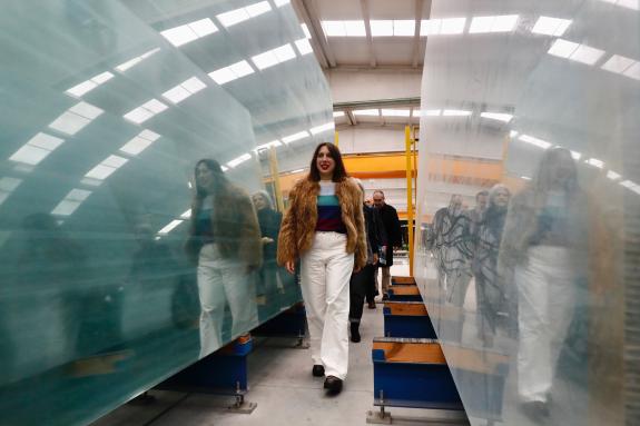 Imagen de la noticia:Lorenzana anuncia la aprobación de la primera convocatoria de ayudas en Galicia para promover el uso de la inteligencia arti...