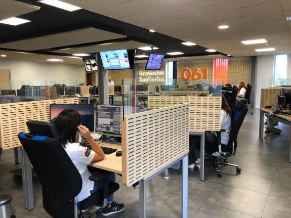 Imaxe da nova:A central de coordinación do 061 de Galicia reforza o seu persoal ante a previsión de incremento das urxencias sanitarias no Nadal